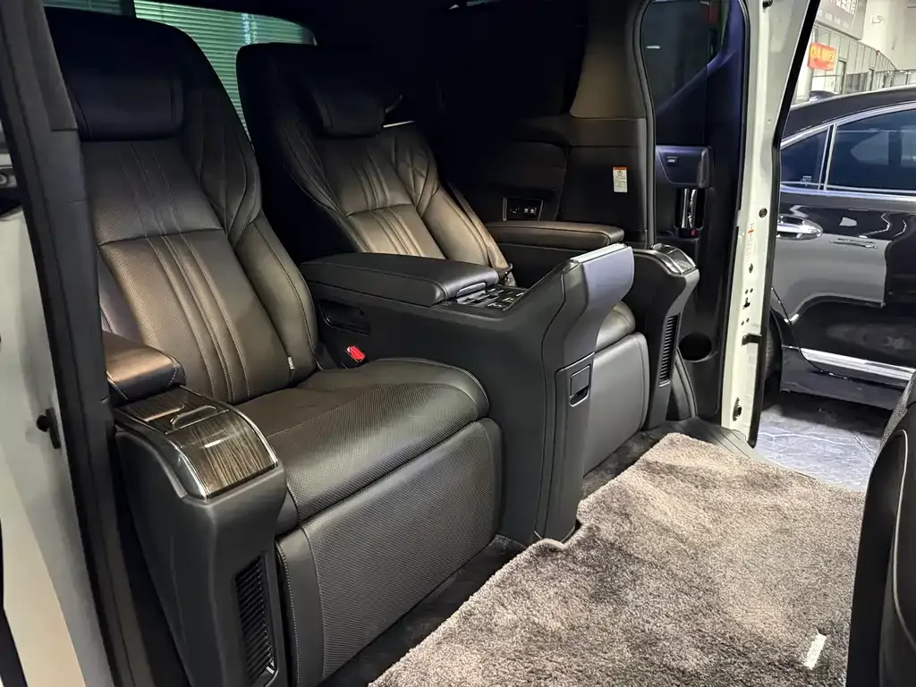 Lexus LM 2021 из CN, фото 8