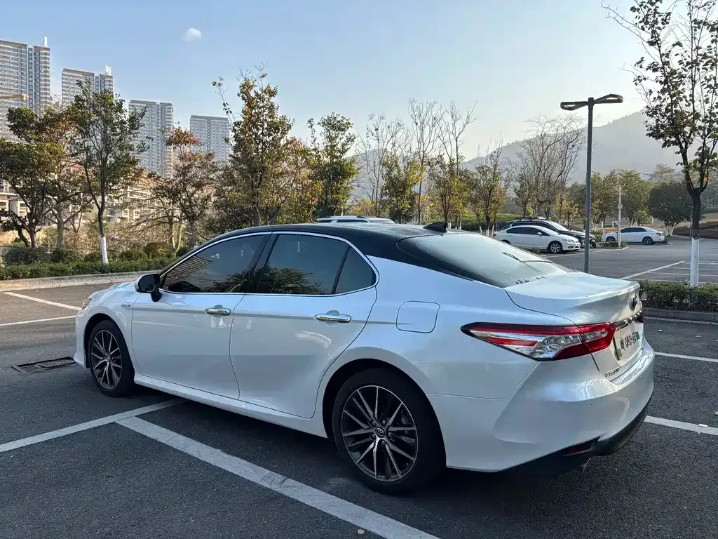 Toyota Camry 2022 из CN, фото 4