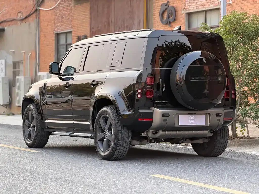 Land Rover Defender 2024 из CN, фото 7