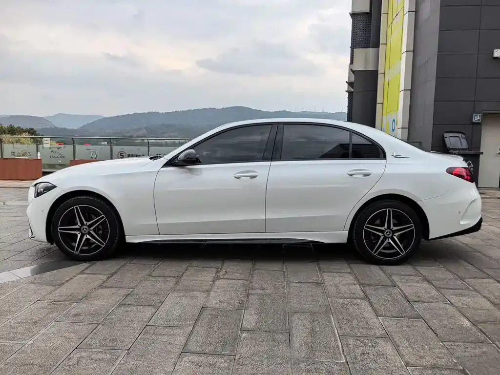 Mercedes-Benz C-Class 2024 из CN, фото 4