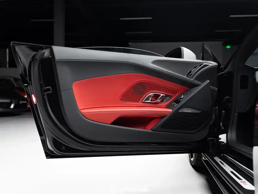 Audi R8 2021 из CN, фото 5
