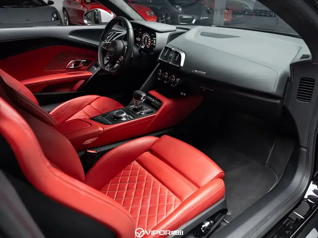 Audi R8 2021 из CN, фото 10