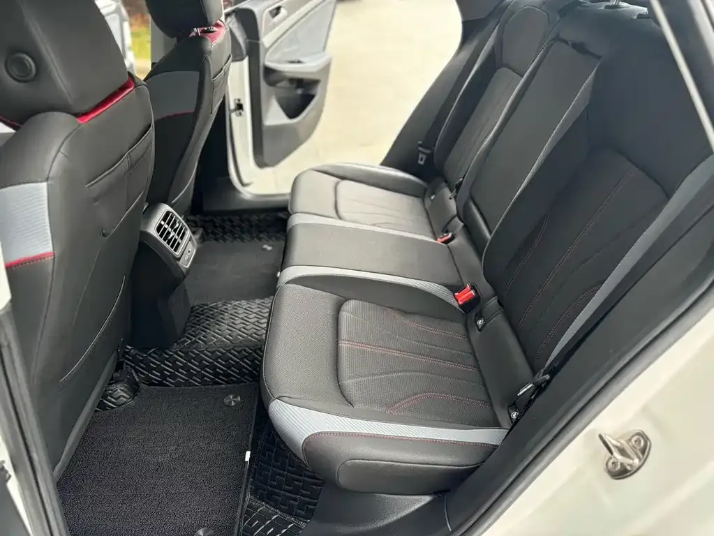 Volkswagen Lamando 2022 из CN, фото 7