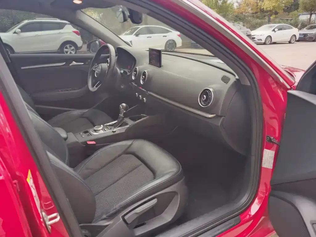 Audi A3 2021 из CN, фото 6