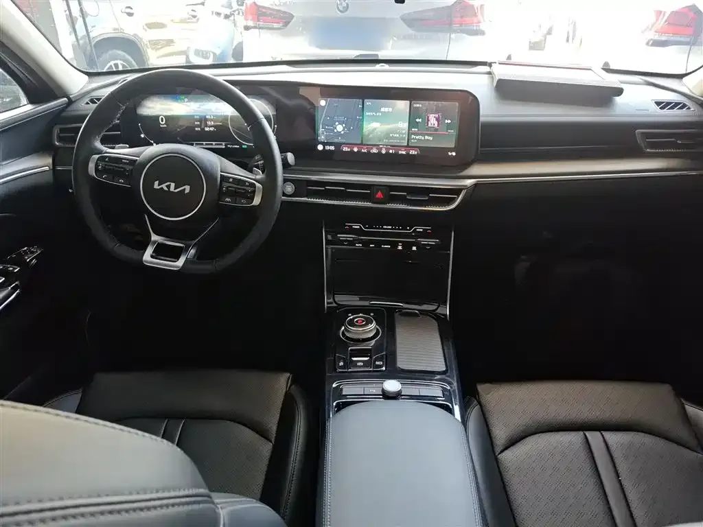 Kia K5 2022 из CN, фото 8