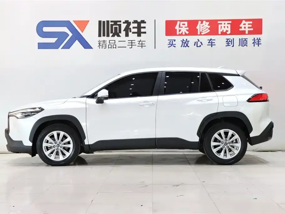 Toyota Corolla Cross 2024 из CN, фото 3
