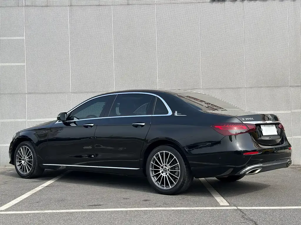 Mercedes-Benz E-Class 2022 из CN, фото 10