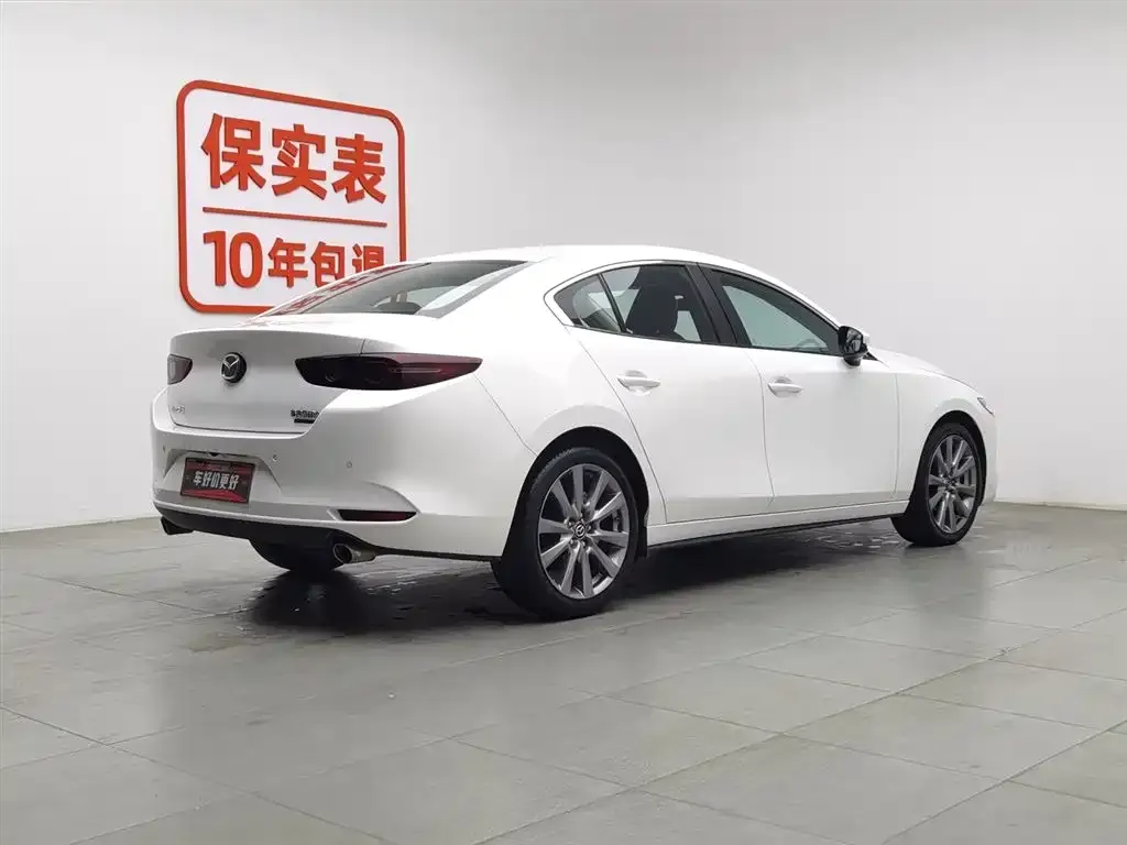 Mazda 3 Axela 2023 из CN, фото 4