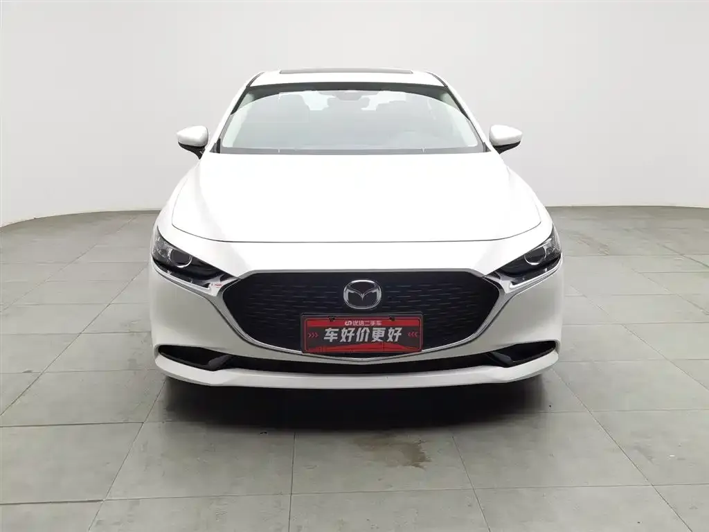 Mazda 3 Axela 2023 из CN, фото 3