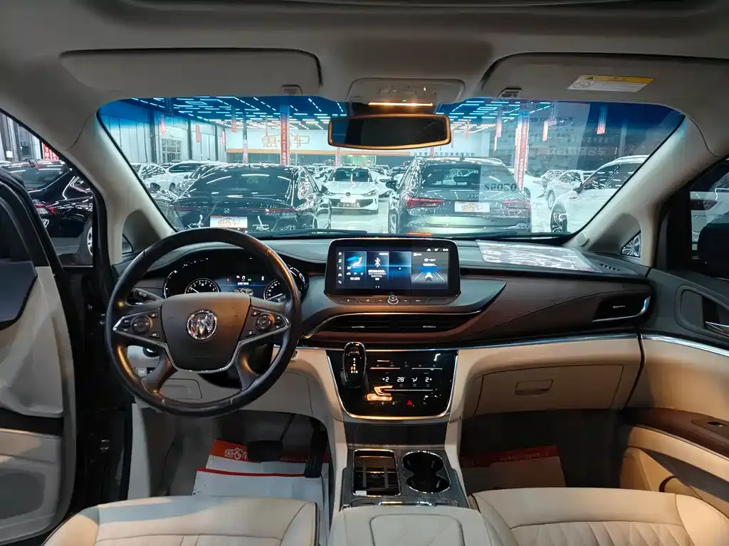 Buick GL8 2022 из CN, фото 6