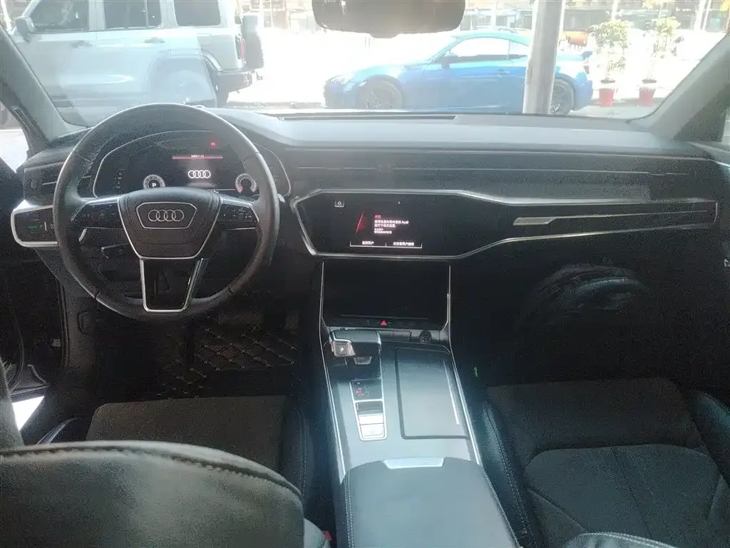 Audi A6L 2023 из CN, фото 6