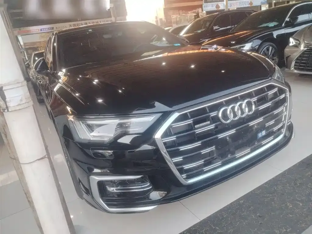Audi A6L 2023 из CN, фото 2
