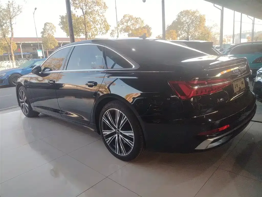 Audi A6L 2023 из CN, фото 8