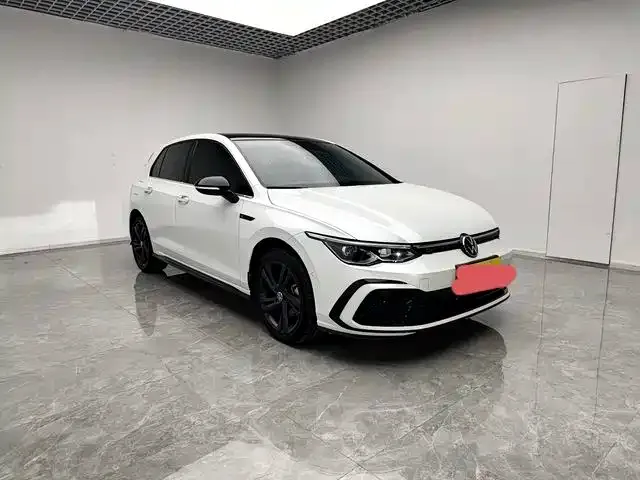Volkswagen Golf 2023 из CN, фото 6