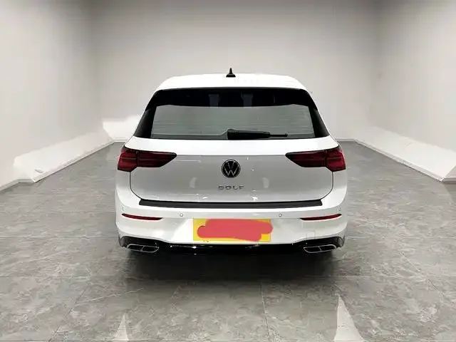 Volkswagen Golf 2023 из CN, фото 5