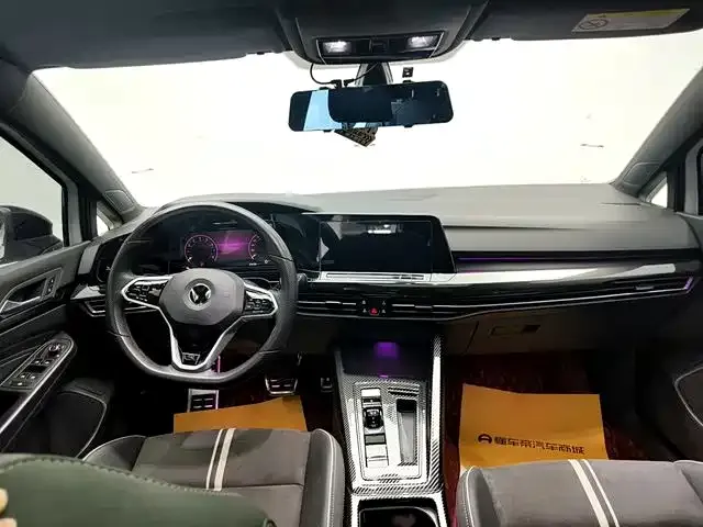 Volkswagen Golf 2023 из CN, фото 9