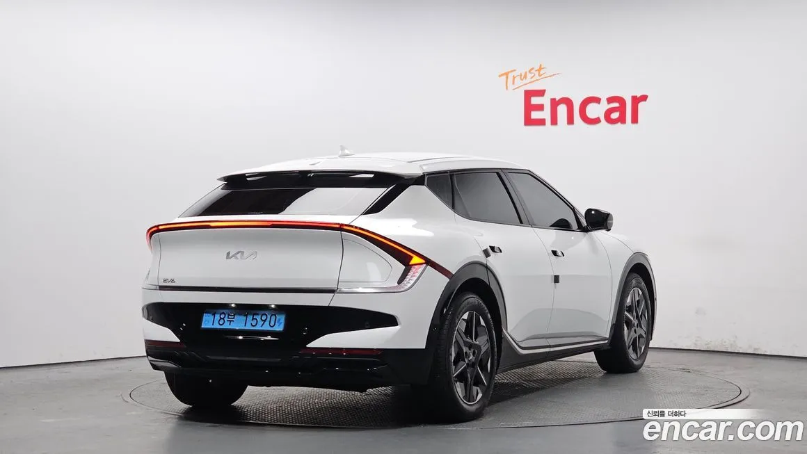 Kia EV6 — фото 3