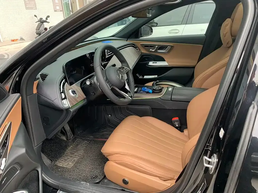 Mercedes-Benz E-Class 2025 из CN, фото 6
