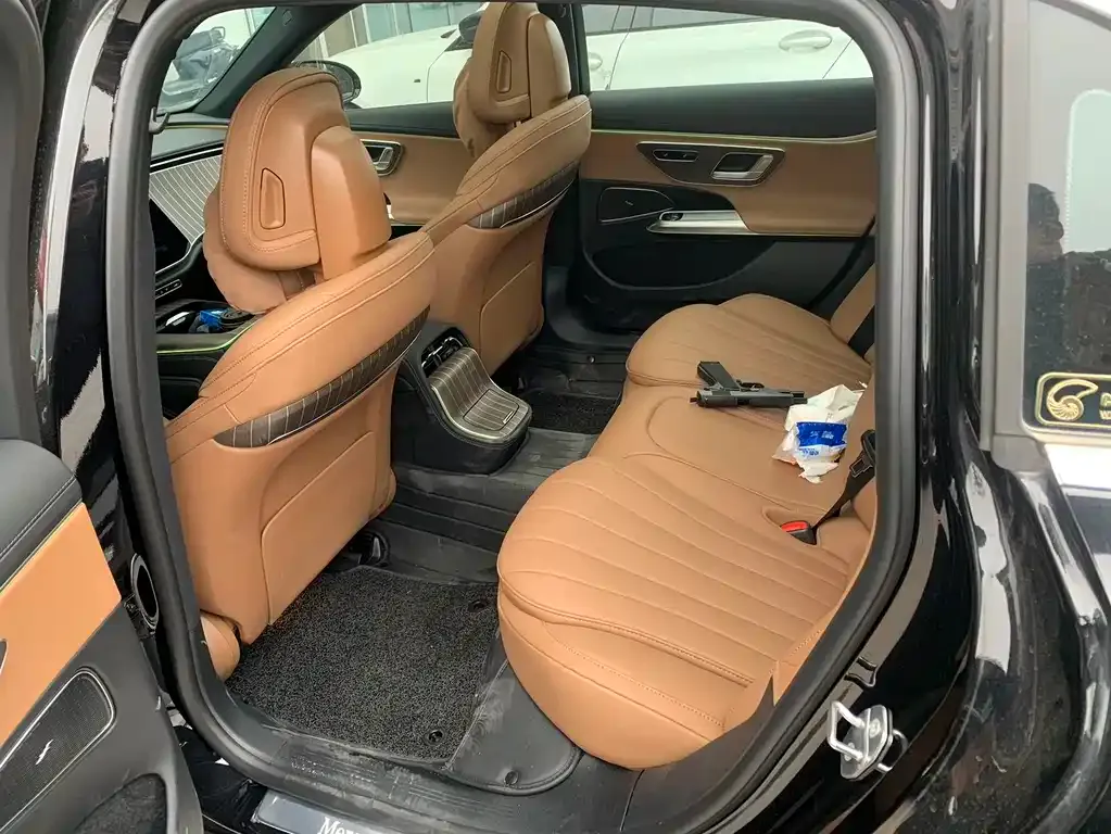 Mercedes-Benz E-Class 2025 из CN, фото 7