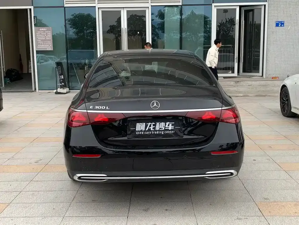 Mercedes-Benz E-Class 2025 из CN, фото 3