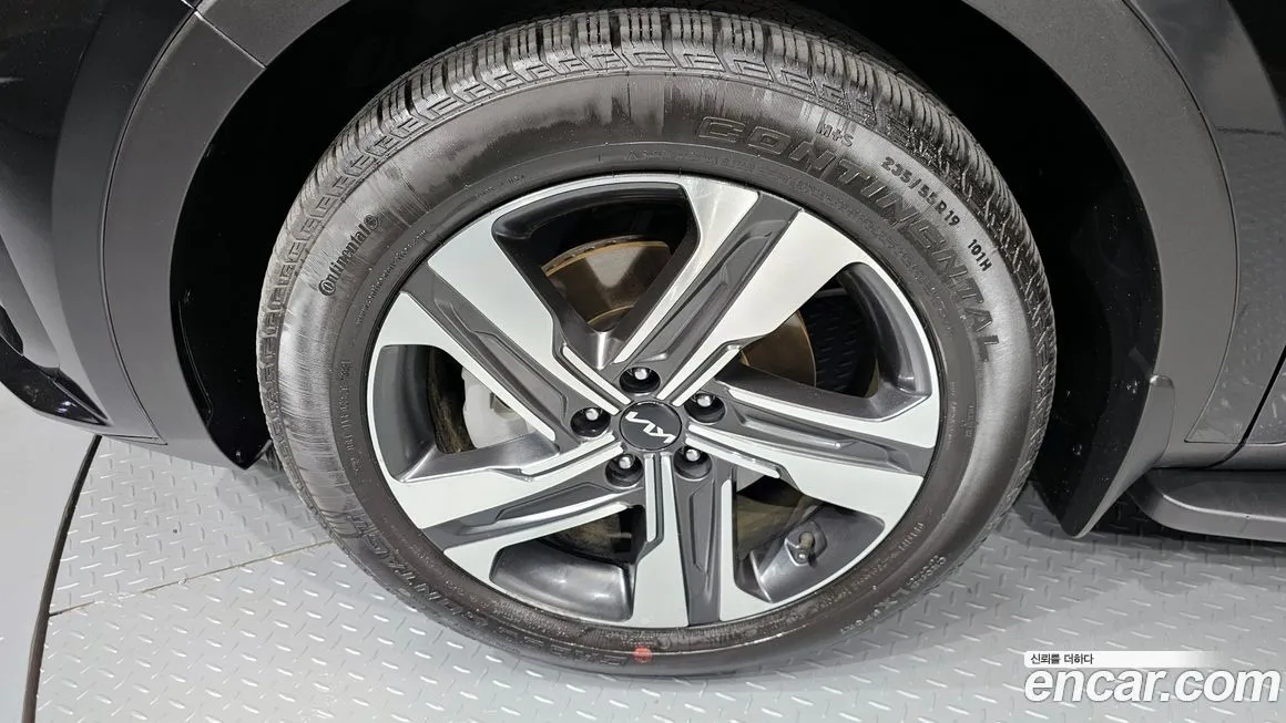 Kia Sorento — фото 6