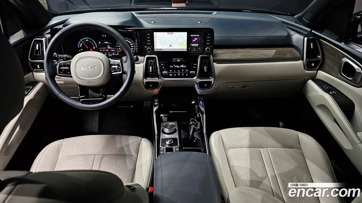 Kia Sorento — фото 7