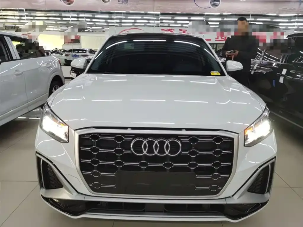Audi Q2L 2024 из CN, фото 7