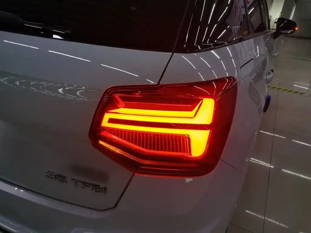 Audi Q2L 2024 из CN, фото 9