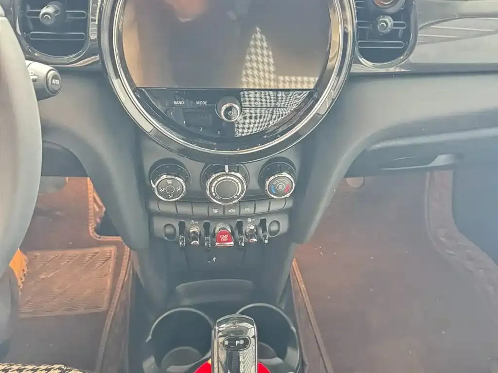 MINI Cooper (3-door) 2023 из CN, фото 5