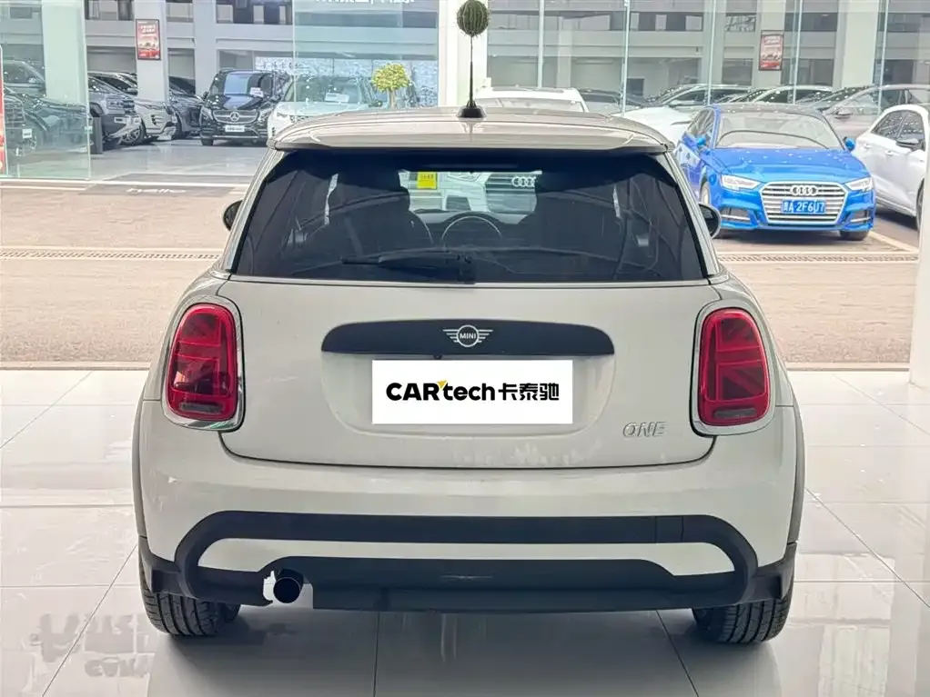 MINI Cooper (3-door) 2023 из CN, фото 8