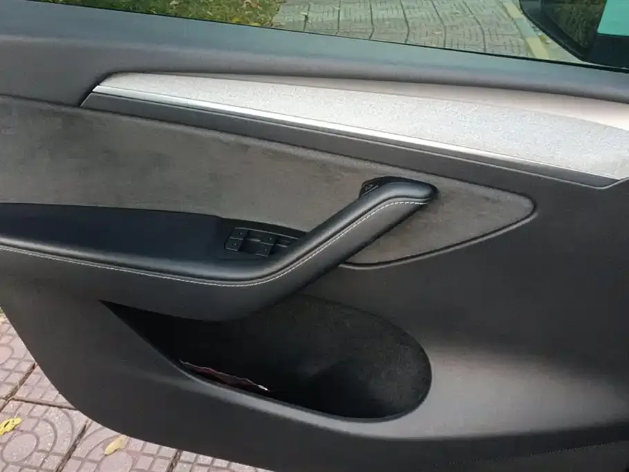Tesla Model Y 2023 из CN, фото 9