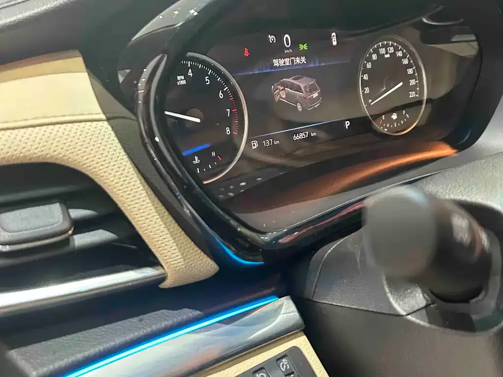 Buick GL8 2023 из CN, фото 8