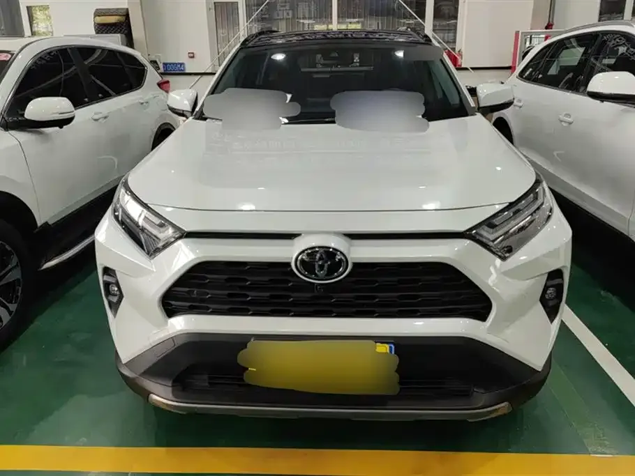 Toyota RAV4 2023 из CN, фото 9