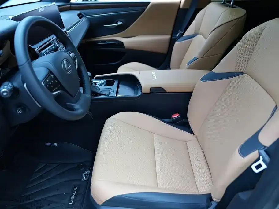 Lexus ES 2024 из CN, фото 9