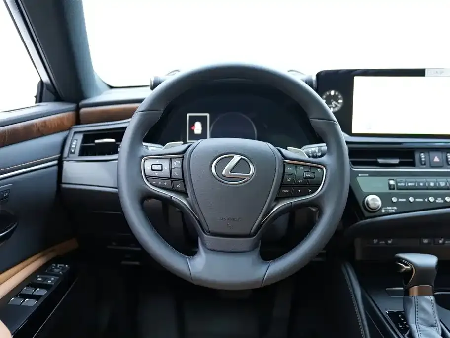 Lexus ES 2024 из CN, фото 4