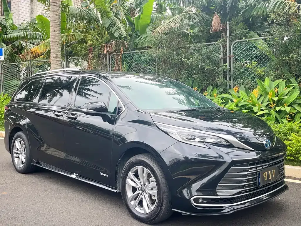 Toyota Sienna 2022 из CN, фото 9