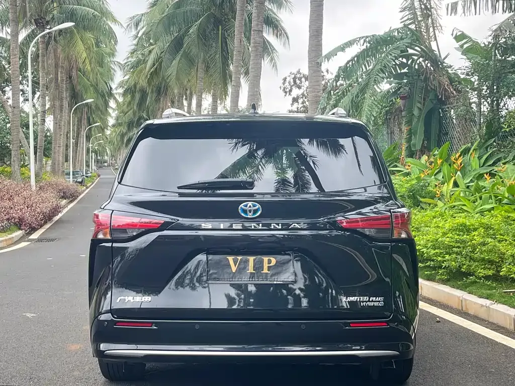 Toyota Sienna 2022 из CN, фото 8