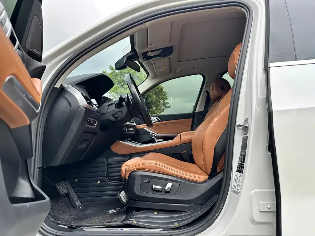 BMW X5 (Import) — фото 4