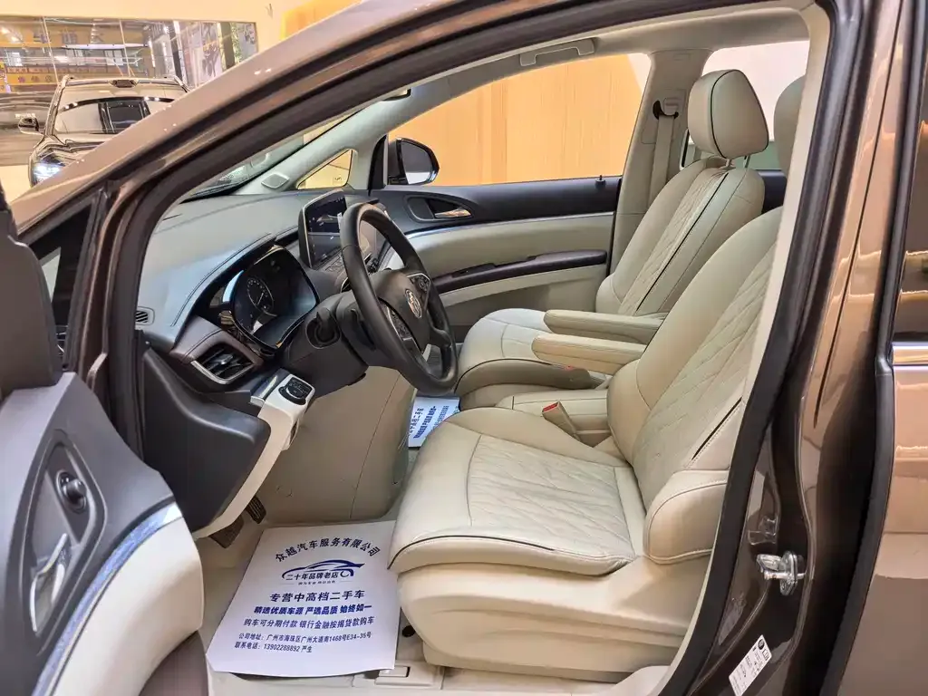 Buick GL8 2022 из CN, фото 7