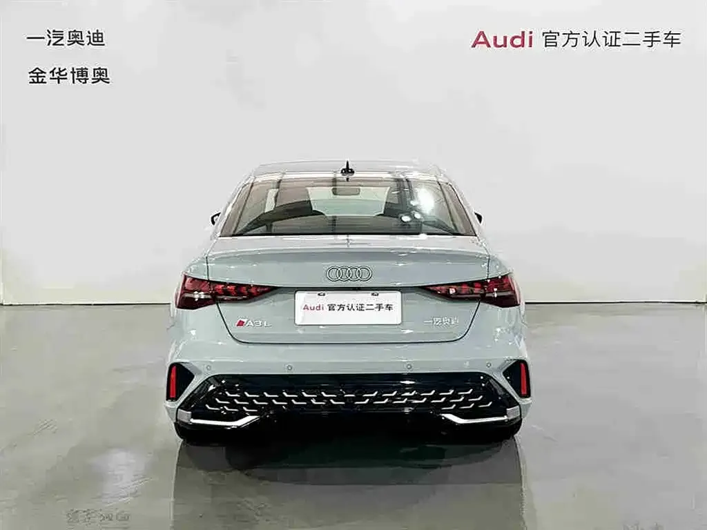 Audi A3 2024 из CN, фото 2
