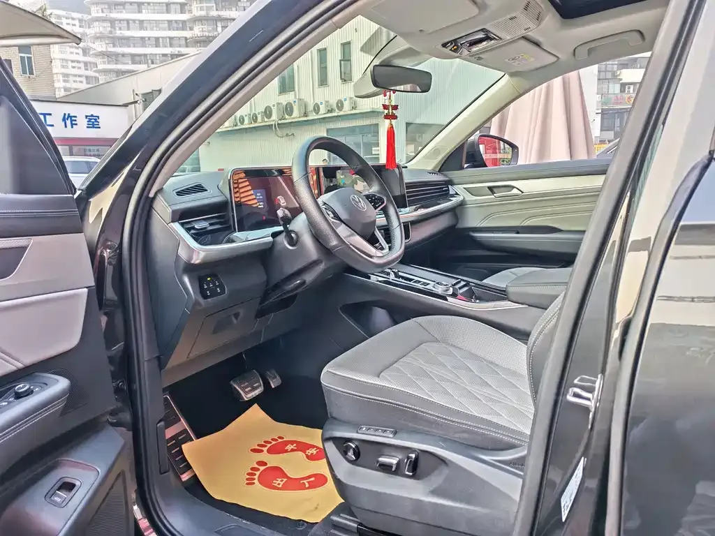 Volkswagen Tavendor 2023 из CN, фото 9