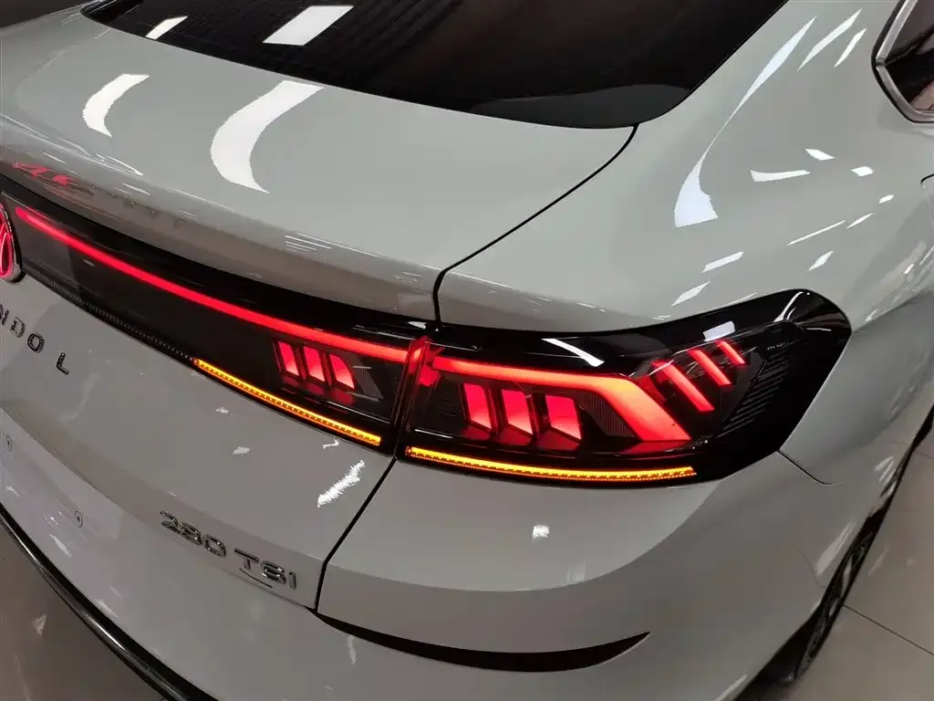 Volkswagen Lamando 2023 из CN, фото 3