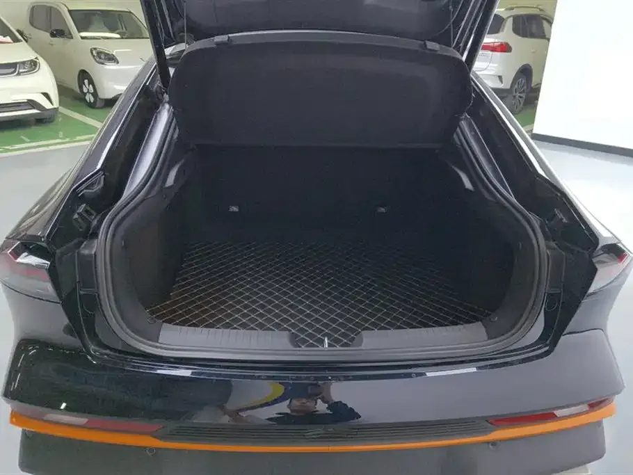 Changan UNI-V 2025 из CN, фото 7