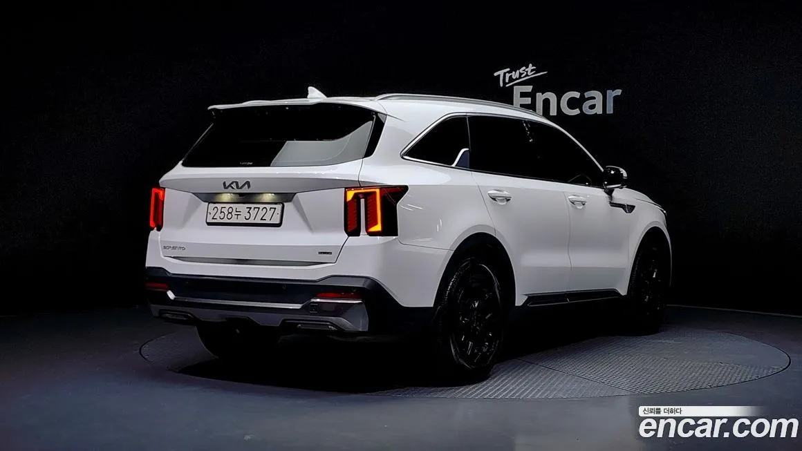 Kia Sorento — фото 2