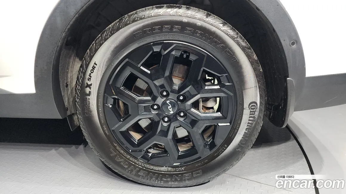 Kia Sorento — фото 5