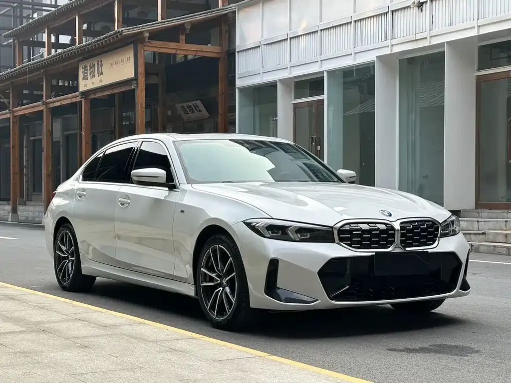 BMW 3 Series 2024 из CN, фото 6