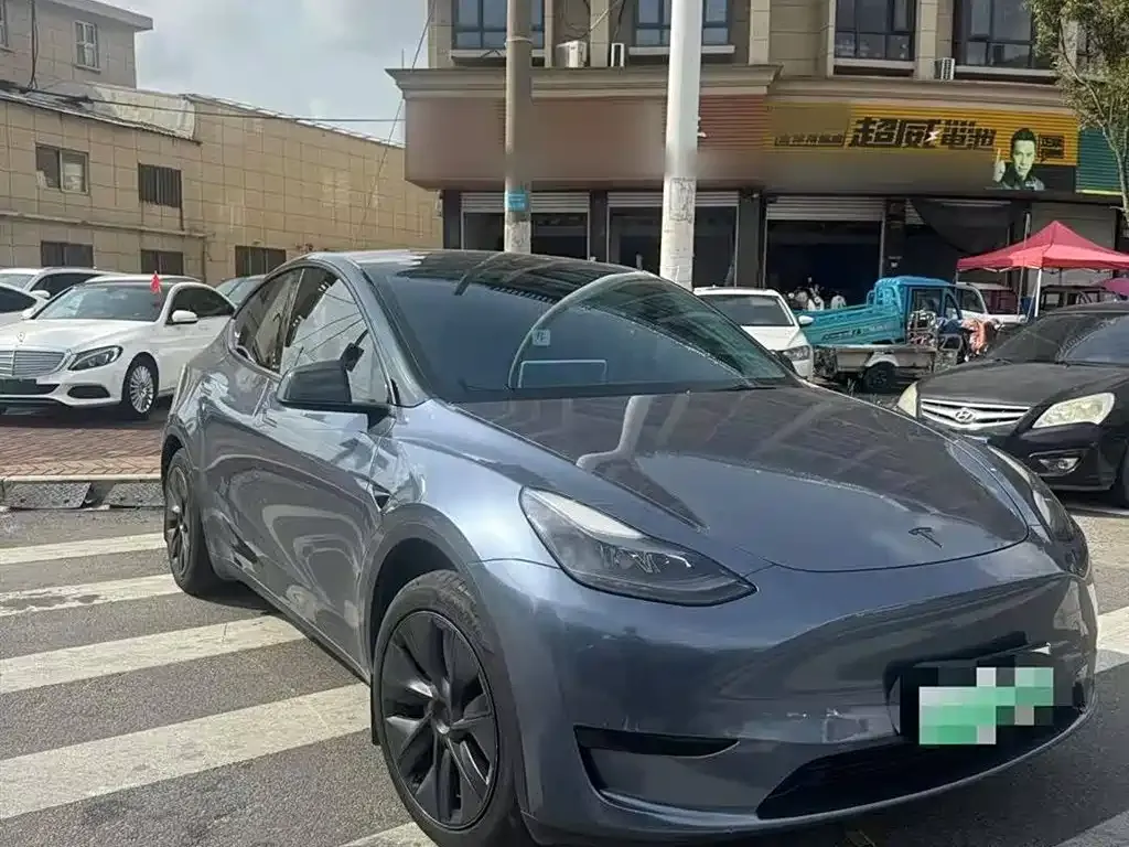 Tesla Model Y 2024 из CN, фото 6
