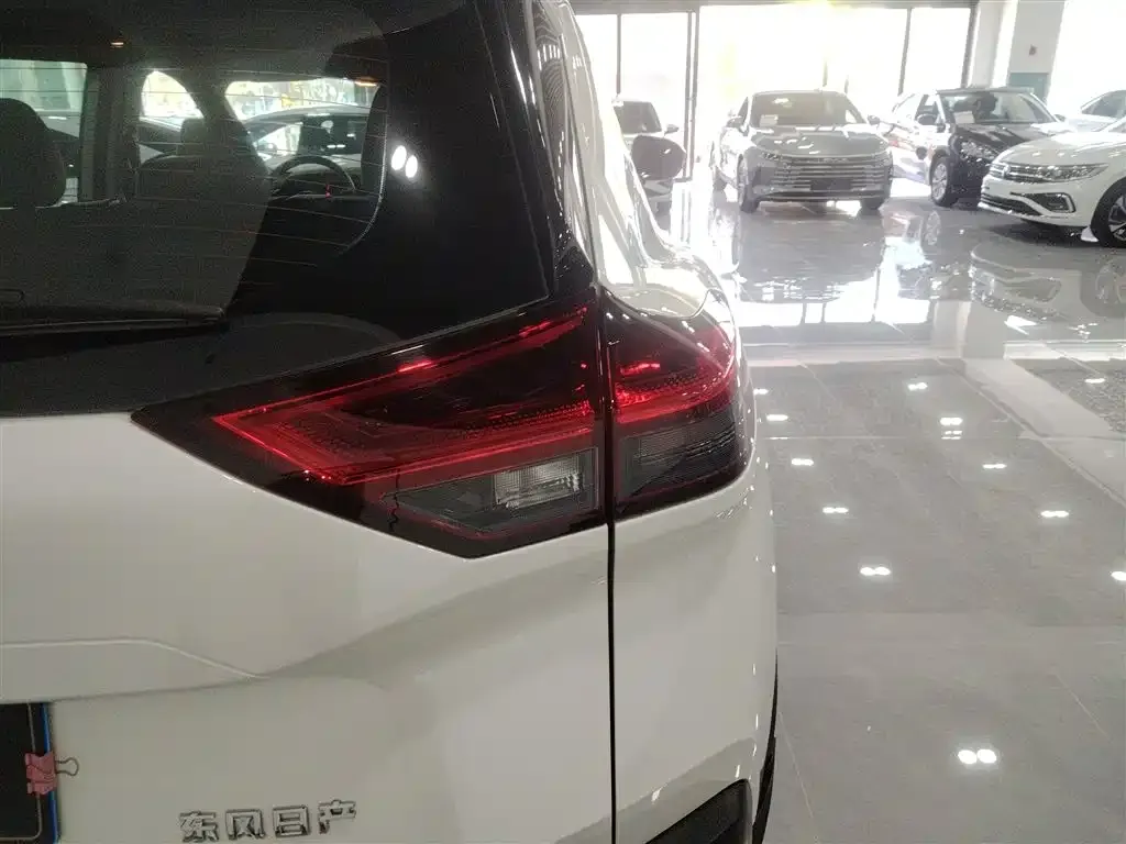 Nissan X-Trail 2022 из CN, фото 10