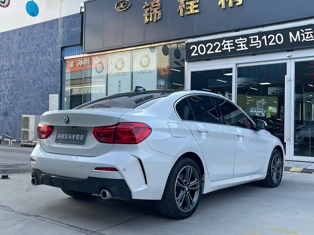 BMW 1 Series 2022 из CN, фото 6