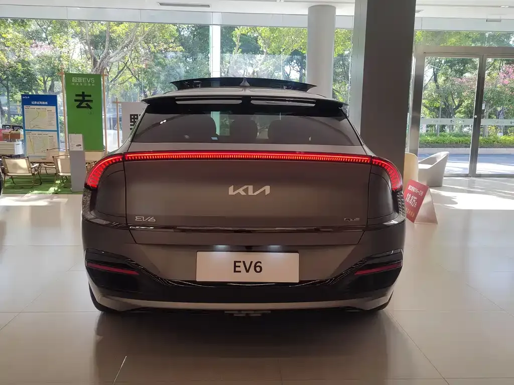 Kia EV6 2025 из CN, фото 6